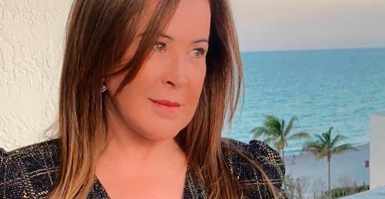 Zilu Camargo posa chiquérrima com vestido decotado e seguidores exaltam: ”Encantadora”