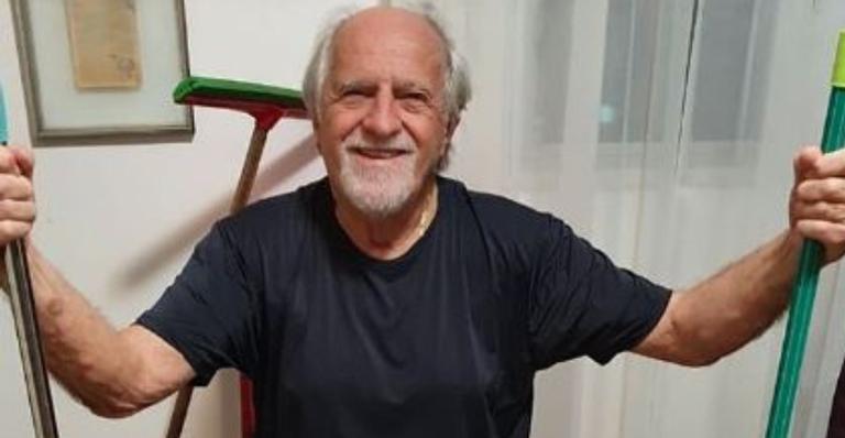Ary Fontoura pega firme em dia de faxina em casa e seguidores se derretem: ”Que disposição!”