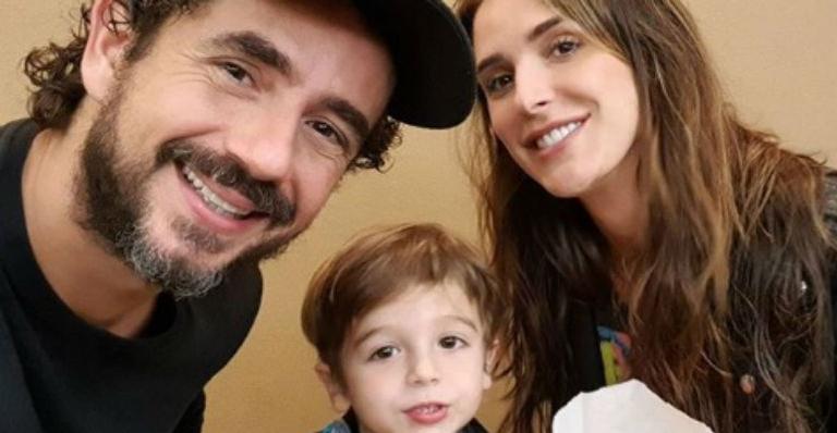 Felipe Andreoli relembra clique da primeira vez do filho no cinema e faz desabafo