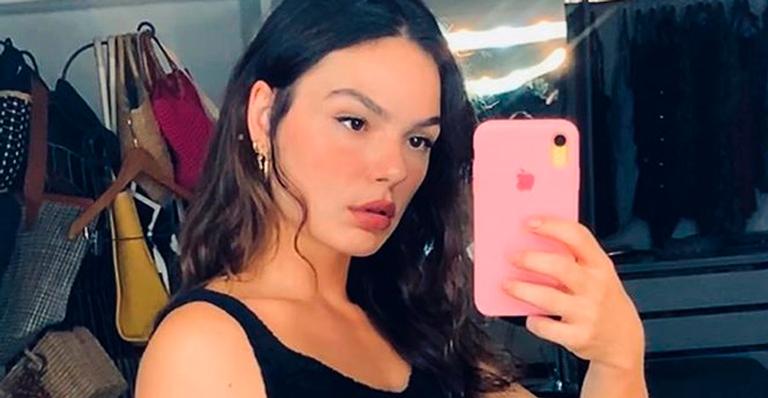 Isis Valverde ostenta boa forma de lingerie e seguidores aprovam: ”Que avião”