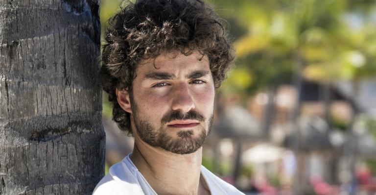 Aposta da Globo, ator português abandona novela das 7 e causa mal-estar nos bastidores