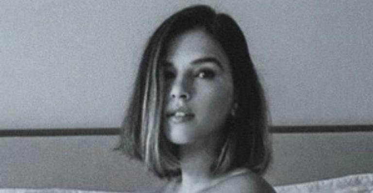 Mariana Rios incendeia as redes ao surgir nua na cama: “Fascinante”
