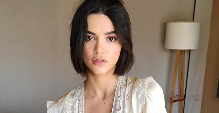 Ex-BBB Manu Gavassi mora em apartamento dúplex confortável e luxuoso; veja fotos