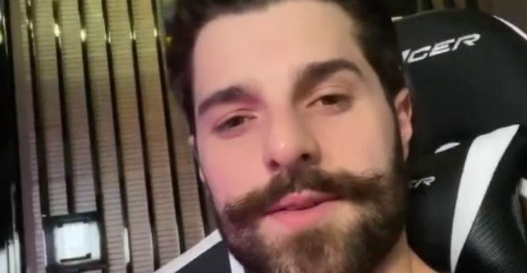 DJ Alok nega que a mulher sustenta a família e pede desculpas: “Eu errei”