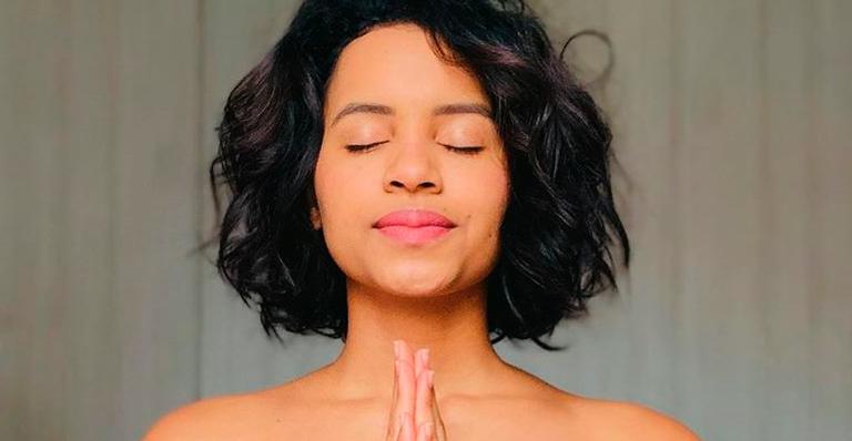 Ex-BBB Gleici Damasceno posa plena com top curtinho e agrada: “Cada dia mais linda”