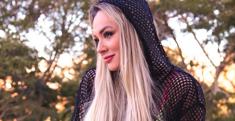 Juju Salimeni ostenta pernões musculosos em look curtíssimo: ”Linda demais”