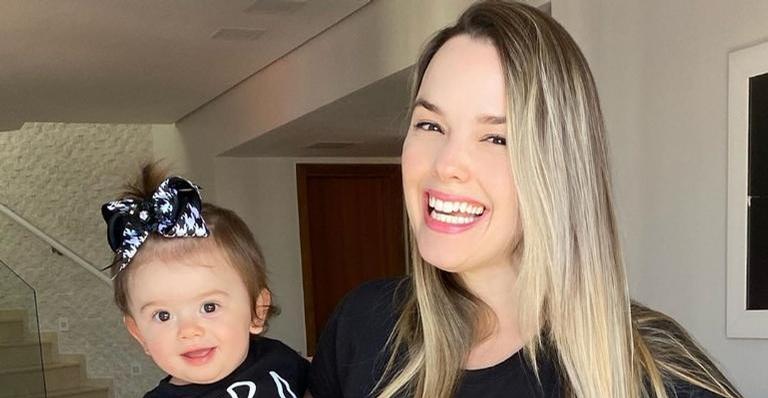 Thaeme Mariôto encanta ao surgir com mesmo look da herdeira: “Bonequinha”