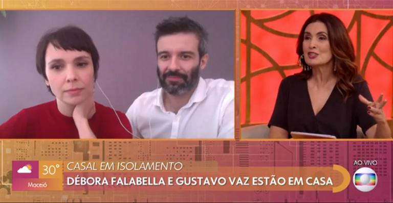 Ao lado do novo namorado, Débora Falabella faz relato sincero do relacionamento: “Divertido e muito maluco”