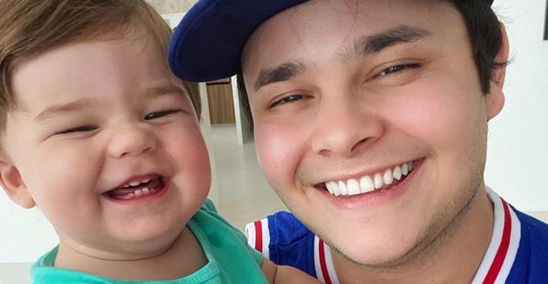 Matheus Aleixo, da dupla com Kauan, encanta ao mostrar travessura do caçula com o cachorro da família: “Buguei”