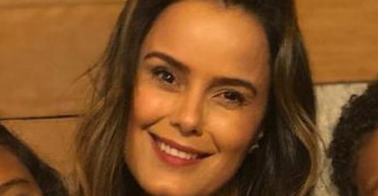 Luciele di Camargo adere transição capilar e mostra fios verdadeiros na web: ”Está linda!”