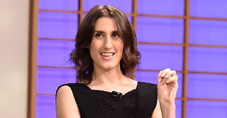 Em dia turbulento no meio político, Paola Carosella capricha no deboche e sugere consumo de laranja