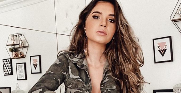 Ex-BBB Gizelly Bicalho abusa de blusa aberta e coleciona suspiros dos fãs com ótima forma: ”Deusa”
