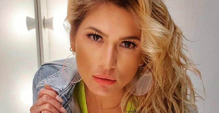Lívia Andrade lamenta decisão de Silvio Santos sobre ‘Fofocalizando’ e dispara: ”Vou comprar um nariz vermelho”