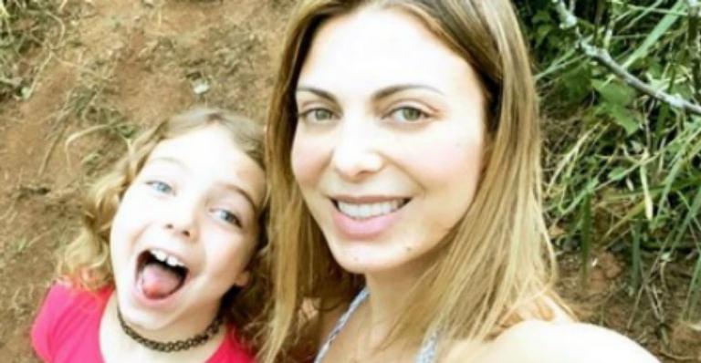 Sheila Mello divide clique fofíssimo com Brenda e semelhança rouba a cena: “Clone”