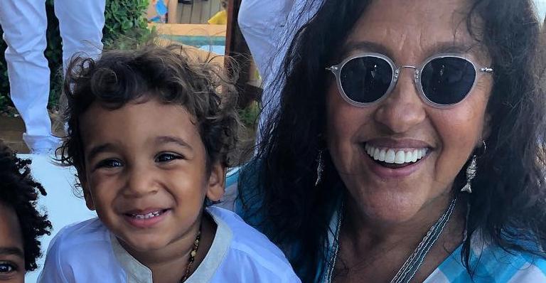 Regina Casé celebra aniversário do neto com declaração emocionante: ”Sempre vou estar por perto”