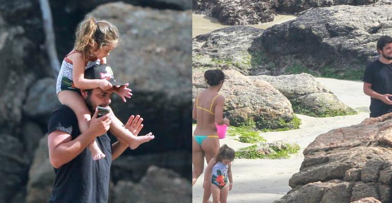 Yanna Lavigne e Bruno Gissoni levam a filha para curtir dia de praia no Rio