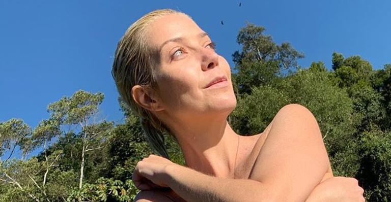 Luiza Possi posa seminua ao comemorar 36 anos de vida: “Livre de corpo e alma”