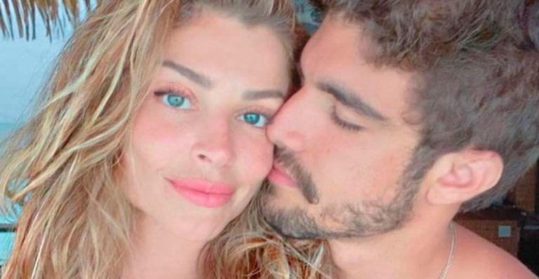 Discreto, Caio Castro comemora 38 anos de Grazi Massafera e se declara: “Hoje é dia dela”
