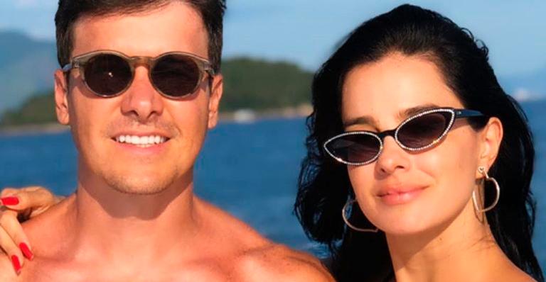 Esposa de Rodrigo Faro, Vera Viel aposta em biquíni micro e ostenta corpo esbelto: “Fica jovem”