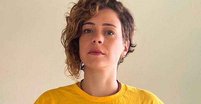 Leandra Leal arranca suspiros ao posar só de maiô no Rio Negro: “Mulherão”