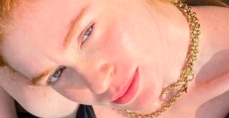 Marina Ruy Barbosa arrasa com maiô decotado e seguidores brincam: “Eliza tá diferente”