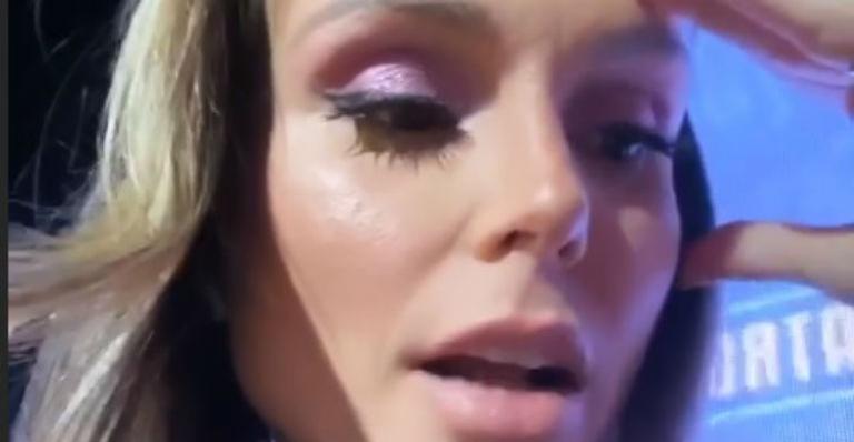 Flávia Viana se pronuncia após passar situação desconfortável em Live: “Sim, fiquei constrangida”