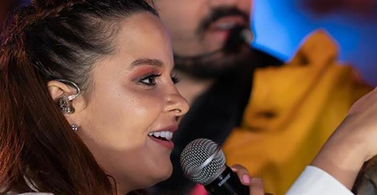 Maiara ganha presentão inesperado de Fernando Zor durante live: “Não estou acreditando”