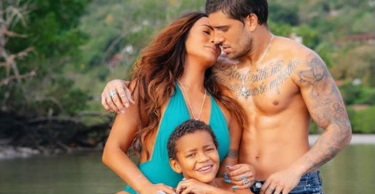 Carol Nakamura esclarece motivo do filho adotivo não a chamar de mãe: “Gosto de deixar ele livre”