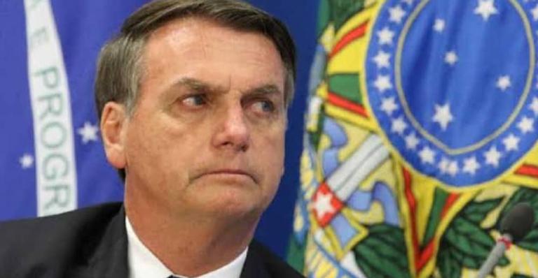 Esposa de Jair Bolsonaro divide mensagem religiosa após presidente testar positivo para coronavírus