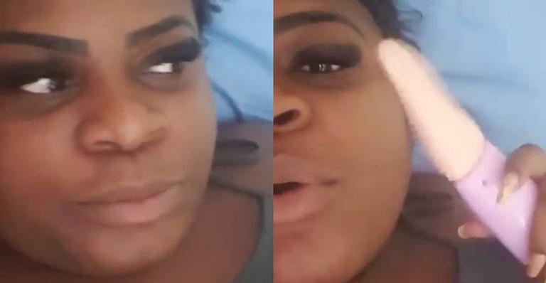 Jojo Todynho diverte a web ao brincar com vibrador: “Massageador para o rosto”