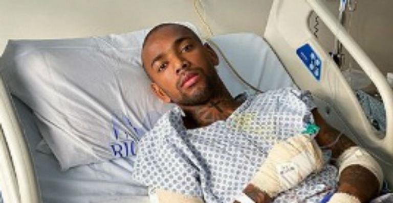 Nego do Borel passa por cirurgia após acidente de moto: “Recebi segunda chance de vida”