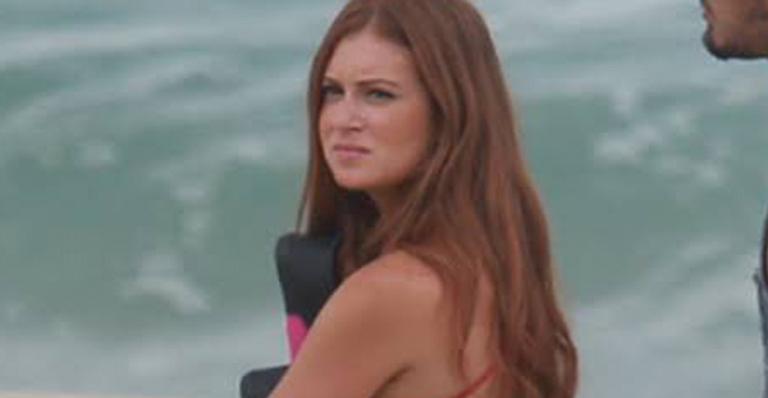 Sincera, Marina Ruy Barbosa relembra bastidores de cena ousada em Totalmente Demais: “Tinha que tentar sair digna”