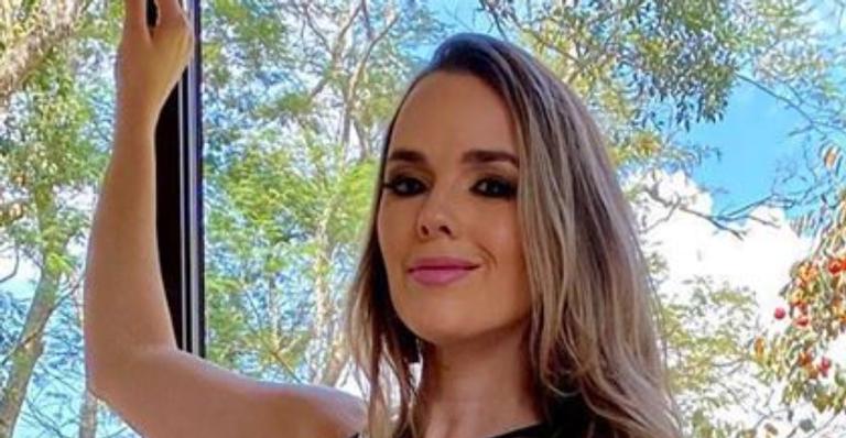 Thaeme Mariôro encanta ao mostrar antes e depois da primogênita: “Meu bebê está crescendo”