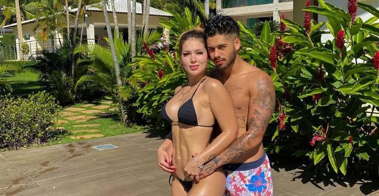 Após boatos de affair com Virginia Fonseca, Zé Felipe surge trocando beijo com a influencer