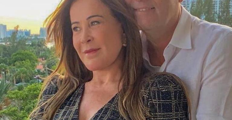Zilu Camargo não esconde paixão por novo namorado e garante: ”Quero casar!”