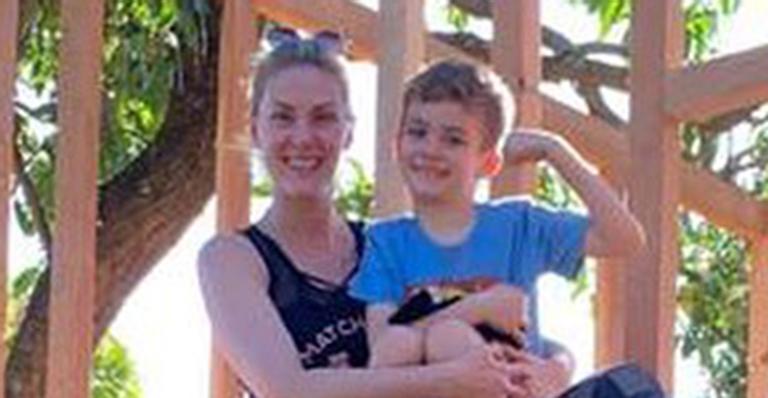 Ana Hickmann constrói casa na árvore gigantesca para o filho: “Estou tão feliz com esse projeto”