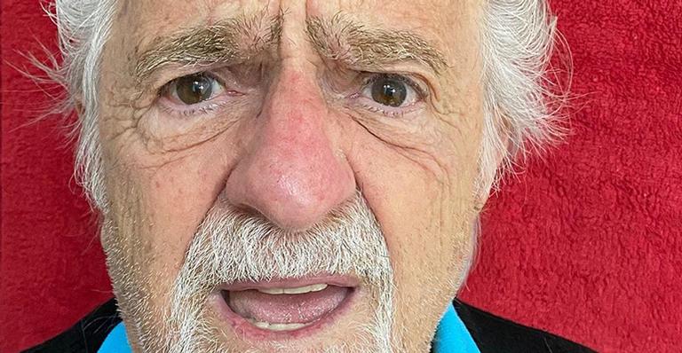 Ary Fontoura renova visual sozinho e diverte web com resultado inesperado: “Acabei com meu cabelo”