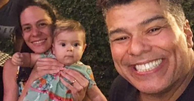Mauricio Mattar explode o fofurômetro ao mostrar filha em passeio de bicicleta: “Princesinha”