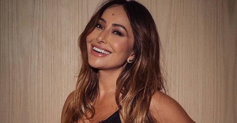 Sabrina Sato mostra Zoe usando máscara e reforça a importância da proteção