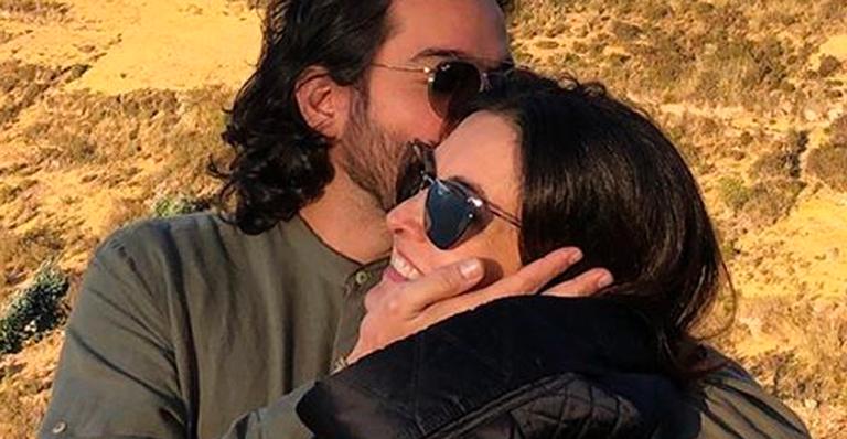 Fátima Bernardes recebe beijão ao relembrar viagem com Túlio Gadêlha: “Cada minuto importa”