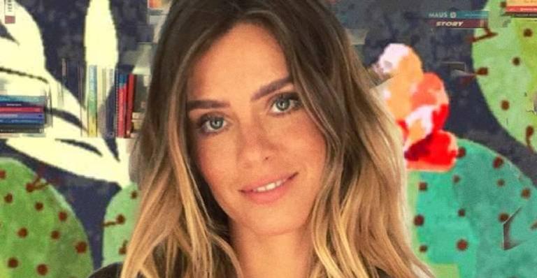 Carolina Dieckmann comemora reprise de ‘Laços de Família’: ”Me belisca”