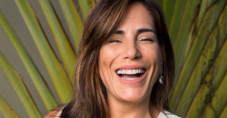 Gloria Pires relembra momento inesquecível beijando a primogênita na infância: “Minha Cleo”