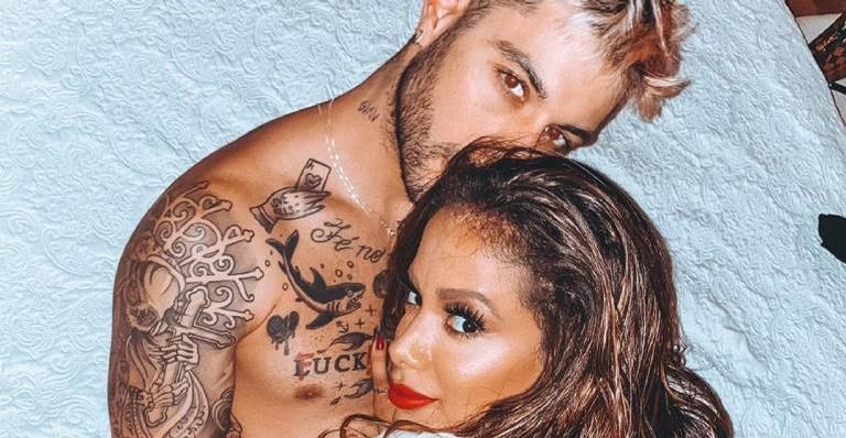 Anitta confirma fim do relacionamento com Gui Araújo: ”Estou solteira”