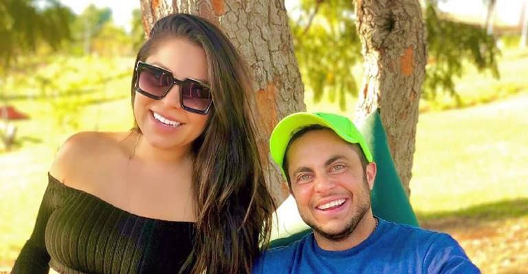 Andressa Ferreira compartilha vídeo do filho tomando banho de sol e encanta fãs