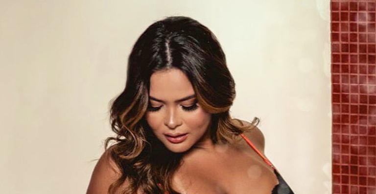 Esquentou! Geisy Arruda abaixa biquíni de fita no limite e quase deixa escapar demais