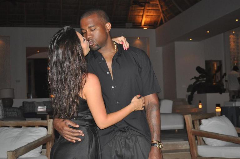 Kim Kardashian revela preocupação com a saúde mental de Kanye West: “Peço compaixão e empatia”