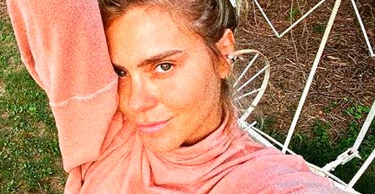 Aos 41 anos, Carolina Dieckmann mostra boa forma de roupa colada: “Espetáculo”