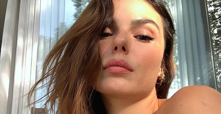Quanta fofura! Isis Valverde explode o fofurômetro ao mostrar filho mandando beijo