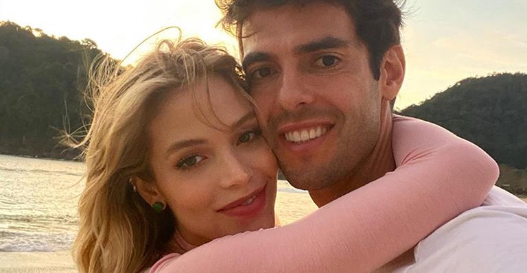 Esposa de Kaká encanta a web ao mostrar barrigão de 7 meses: “Luz que brilha em mim”