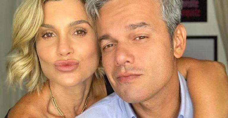Otaviano Costa toma banho de sol com Flávia Alessandra e declara seu amor